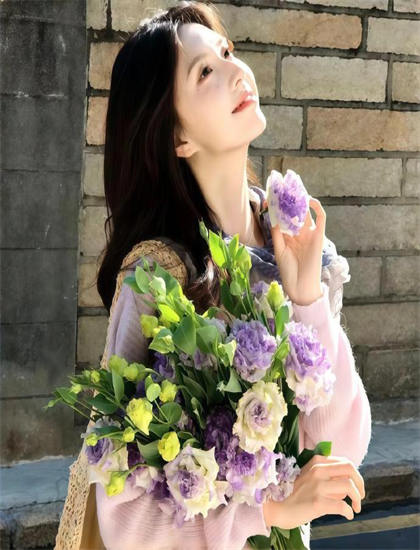 哎呀皇后娘娘来打工免费观看_敬爱的仓老师_快播能看片的网址